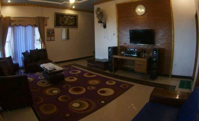 Villa Maryland Prigen Ngoại thất bức ảnh